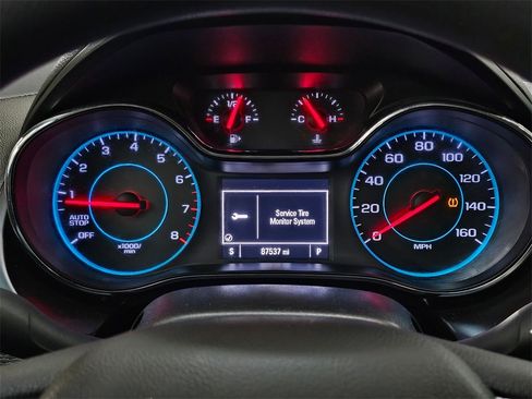 Used 2017 Chevrolet Cruze LT image 25