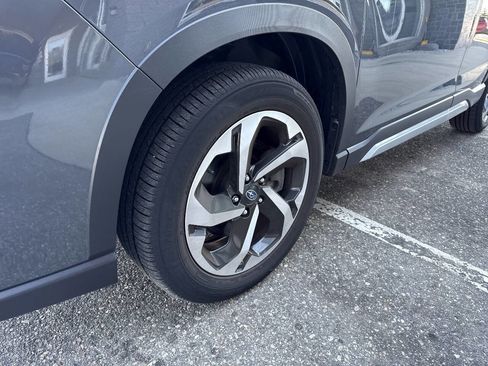 Used 2023 Subaru Forester Touring image 8