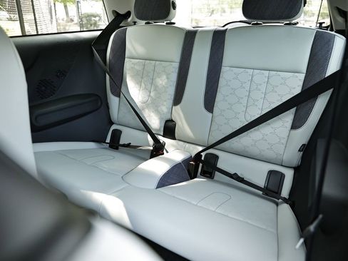 New 2026 MINI Cooper 2-Door Hardtop image 24