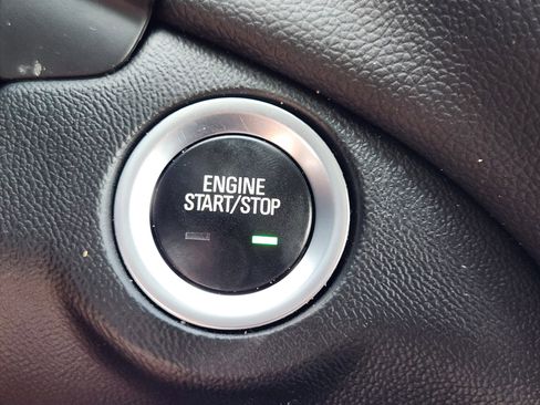 Used 2022 Chevrolet Equinox LT image 22