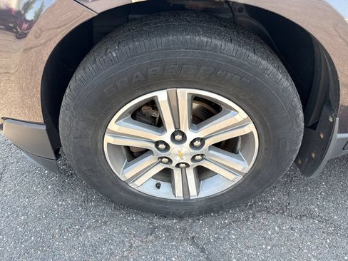 Used 2015 Chevrolet Traverse LT AWD/4WD image 10