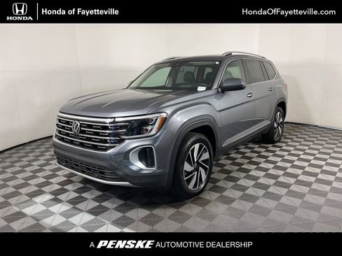 Used 2024 Volkswagen Atlas SEL image 1