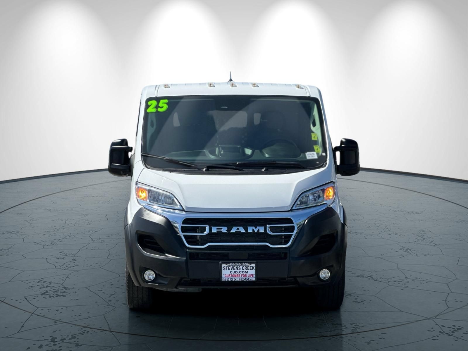 Used 2025 RAM ProMaster 2500 w/ U-Haul Equipment Group FWD image 9
