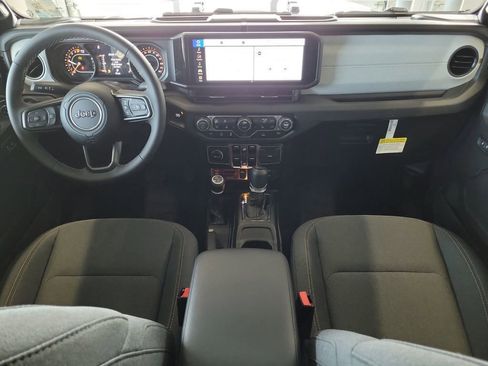 New 2026 Jeep Gladiator Mojave AWD/4WD image 15