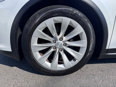 Used 2019 Tesla Model X Long Range AWD/4WD image 27