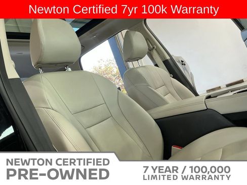 Used 2023 Nissan Rogue SL w/ SL Premium Package FWD image 18