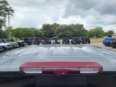 Used 2024 GMC Sierra 1500 AT4X AWD/4WD image 12