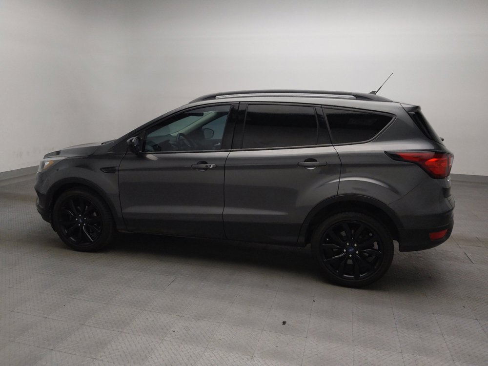 Used 2019 Ford Escape SE FWD image 3