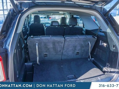 Used 2022 Ford Explorer XLT w/ Equipment Group 202A image 34