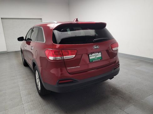 Used 2017 Kia Sorento LX w/ LX V6 Convenience Package FWD image 6