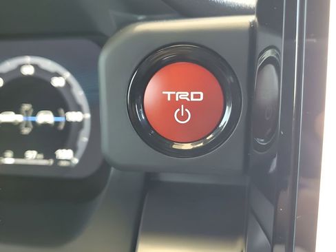 New 2025 Toyota Tacoma TRD Off-Road image 36