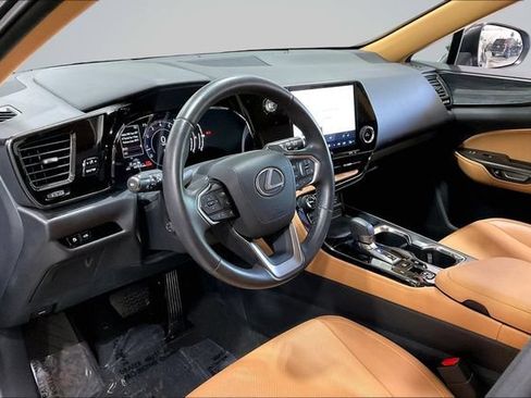 Used 2023 Lexus NX 250 FWD image 16