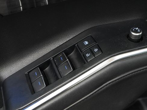 Used 2020 Toyota Highlander Platinum AWD/4WD image 24