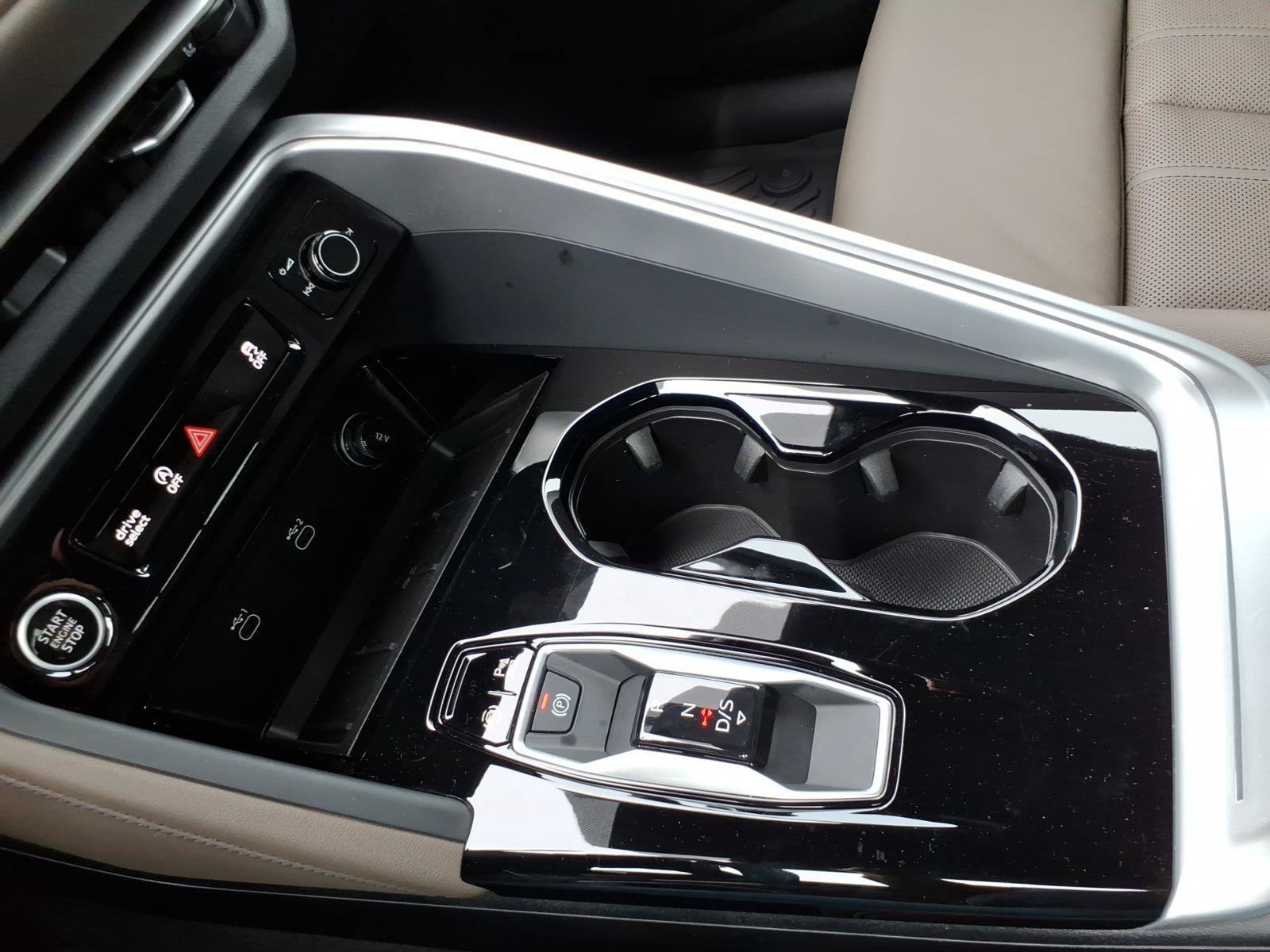 Used 2025 Audi Q5 Premium Plus AWD/4WD image 21