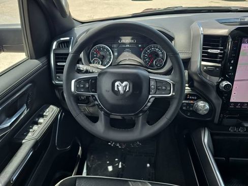 Used 2025 RAM 1500 Laramie AWD/4WD image 10