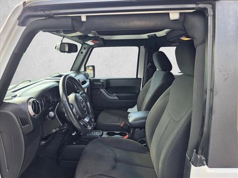 Used 2017 Jeep Wrangler Sport w/ Quick Order Package 24S AWD/4WD image 18