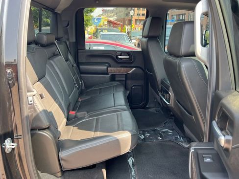 Used 2022 GMC Sierra 2500 Denali w/ Denali Ultimate Package image 15