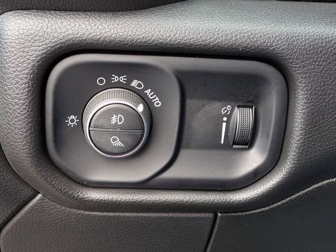 Used 2025 RAM 2500 Tradesman image 24