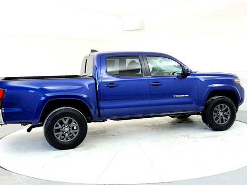 Certified 2023 Toyota Tacoma SR5 image 6