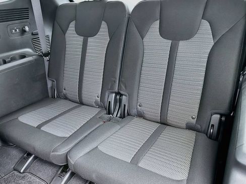 Used 2023 Kia Sorento LX FWD image 31