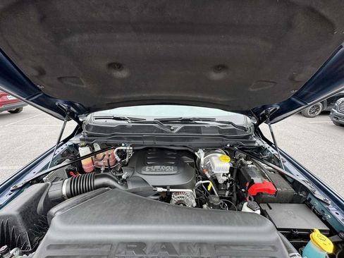 Used 2024 RAM 2500 Big Horn w/ Bed Utility Group image 11