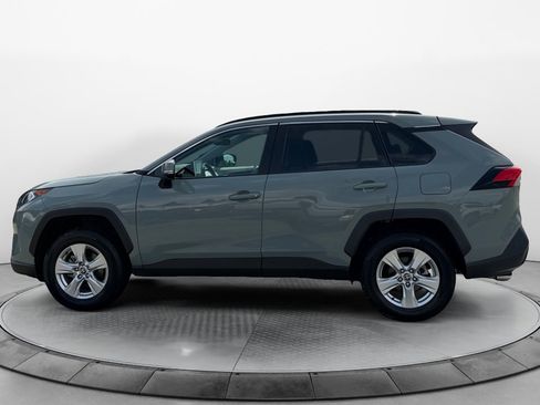 Used 2021 Toyota RAV4 XLE w/ Convenience Package AWD/4WD image 4