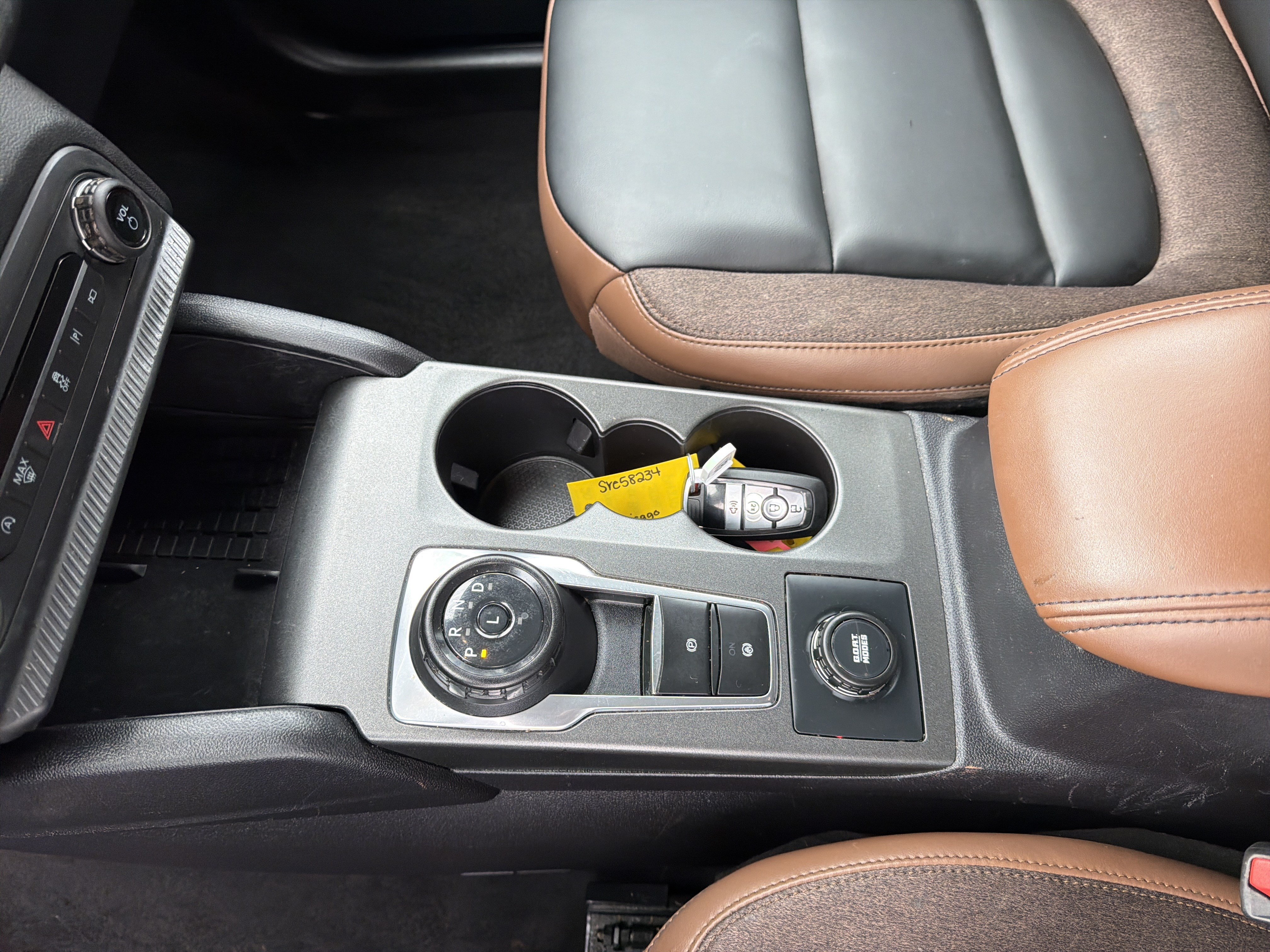 Certified 2025 Ford Bronco Sport Outer Banks w/ Outer Banks Tech Package+ AWD/4WD image 36