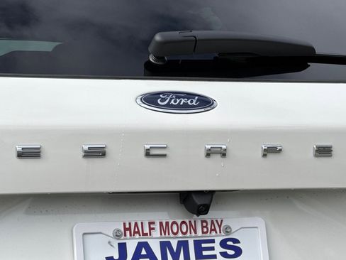New 2025 Ford Escape ST-Line w/ Equipment Group 301A image 25