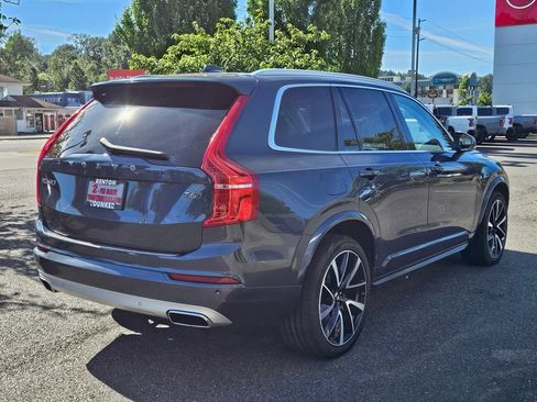 Used 2021 Volvo XC90 T6 Momentum w/ Advanced Package AWD/4WD image 5