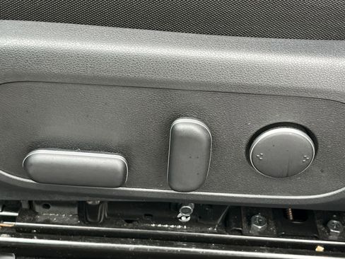 Used 2025 Hyundai Kona SEL image 22