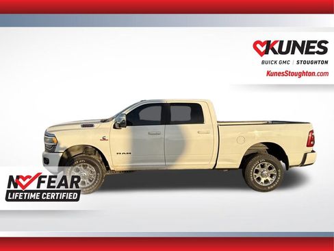 Used 2024 RAM 2500 Laramie AWD/4WD image 8
