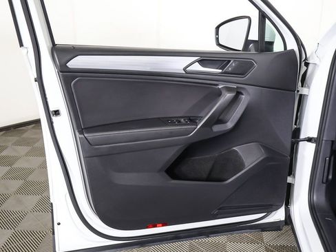 Used 2023 Volkswagen Tiguan S image 21