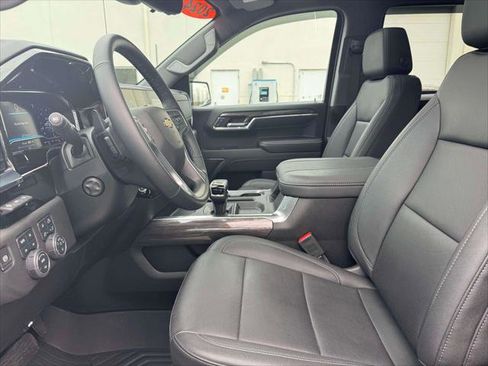 Used 2024 Chevrolet Silverado 1500 LTZ w/ LTZ Premium Package image 13