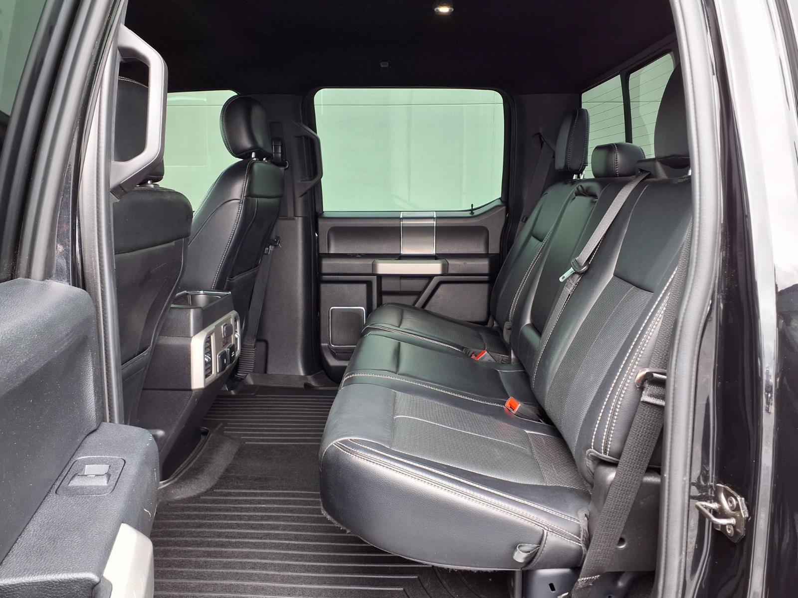 Used 2019 Ford F150 Lariat w/ Equipment Group 502A Luxury AWD/4WD image 12