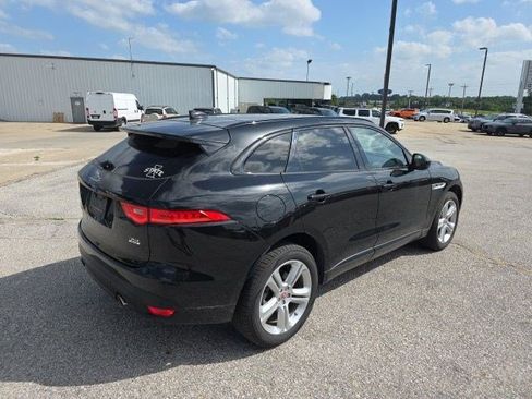Used 2017 Jaguar F-PACE R-Sport AWD/4WD image 8