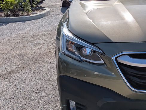 Used 2020 Subaru Outback Touring XT AWD/4WD image 9