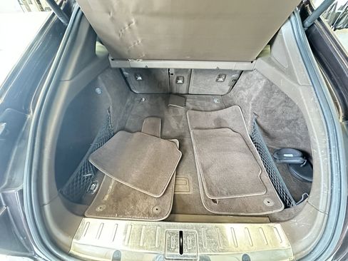 Used 2018 Porsche Panamera 4S image 22