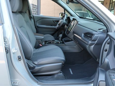 Used 2026 Subaru Forester Premium AWD/4WD image 37