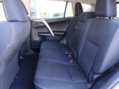 Used 2018 Toyota RAV4 LE image 23