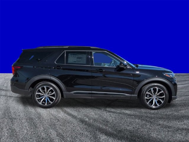 New 2026 Ford Explorer ST-Line RWD image 3