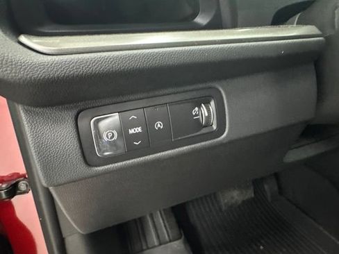 New 2026 Chevrolet Traverse LT w/ Driver Confidence Package FWD image 11