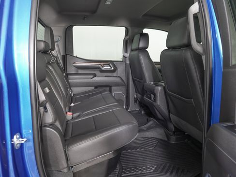 Used 2022 Chevrolet Silverado 1500 LT Trail Boss w/ LT Trail Boss Premium Package image 11