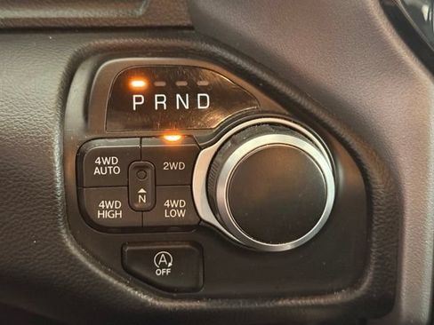 Used 2022 RAM 1500 Big Horn AWD/4WD image 18