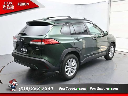 Used 2022 Toyota Corolla Cross LE w/ Moonroof Package AWD/4WD image 14