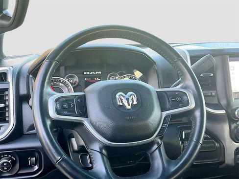 Used 2024 RAM 3500 Big Horn image 11