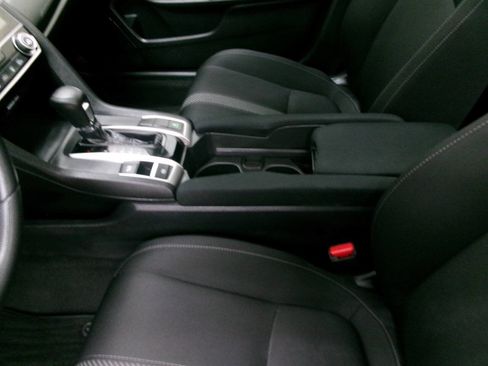 Used 2017 Honda Civic EX image 19