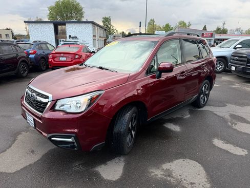 Used 2018 Subaru Forester 2.5i Premium AWD/4WD image 5