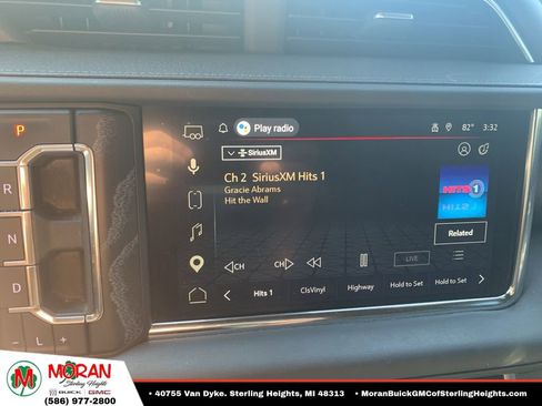 Used 2023 GMC Yukon Denali w/ Advanced Technology Package AWD/4WD image 13