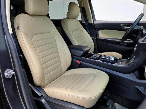 Used 2019 Ford Edge SEL w/ Equipment Group 201A AWD/4WD image 22