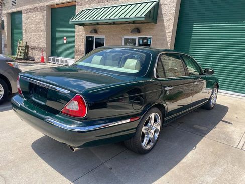 Used 2007 Jaguar XJ8 L image 2